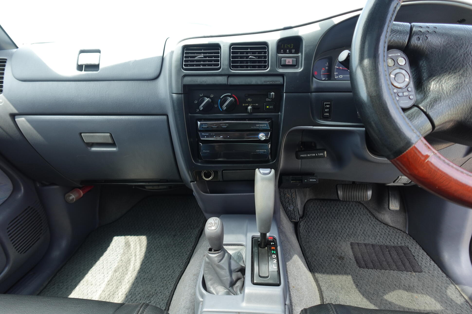 For Sale 2000 Toyota Hilux Sport Pick up 4D 4WD Double Cab